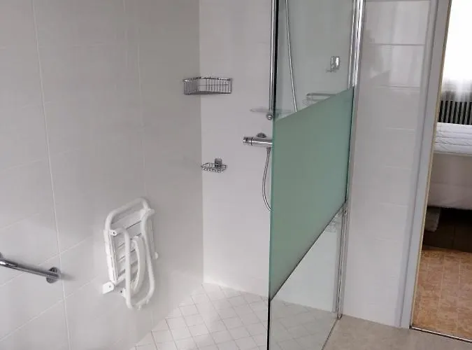 Cosy House Garden Free Parking Tatil Evi